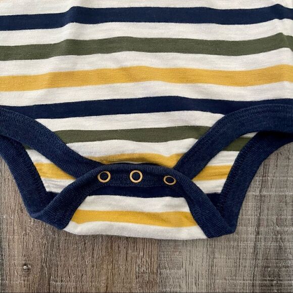 Cat & Jack two piece outfit. - Picture 3 of 5